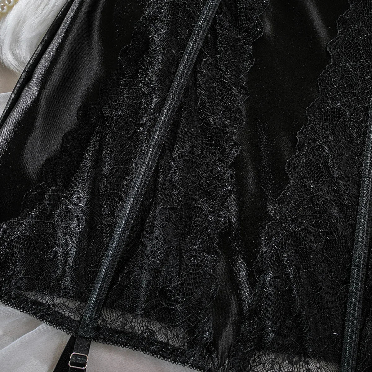 AMARA SATIN LACE SLIP